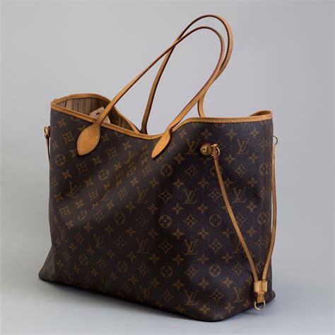 Louis Vuitton Neverfull Gm for sale .